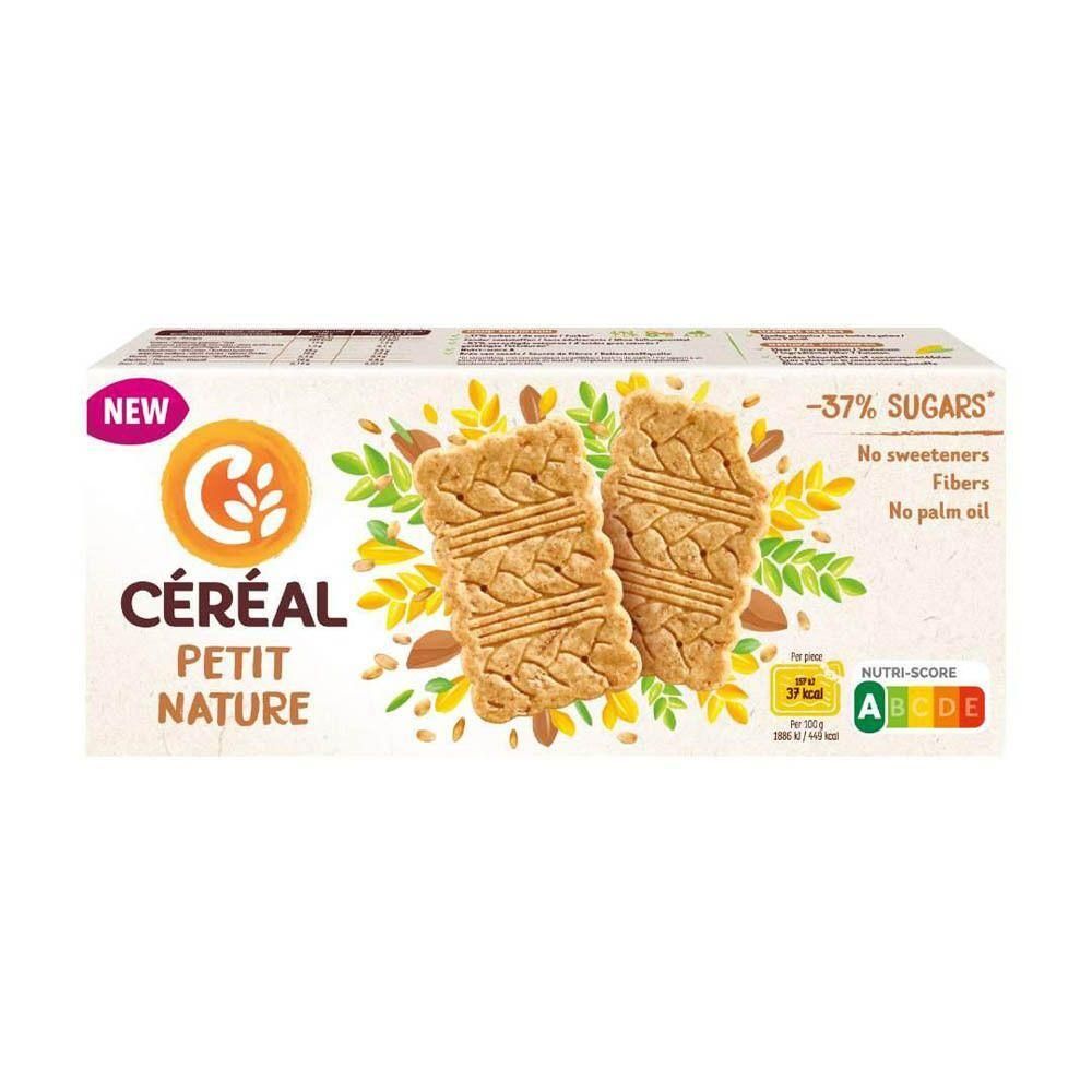 Boîte de biscuits Céréal Petit Nature avec deux biscuits sur le devant. Informations sur la réduction de sucre et les valeurs nutritionnelles.