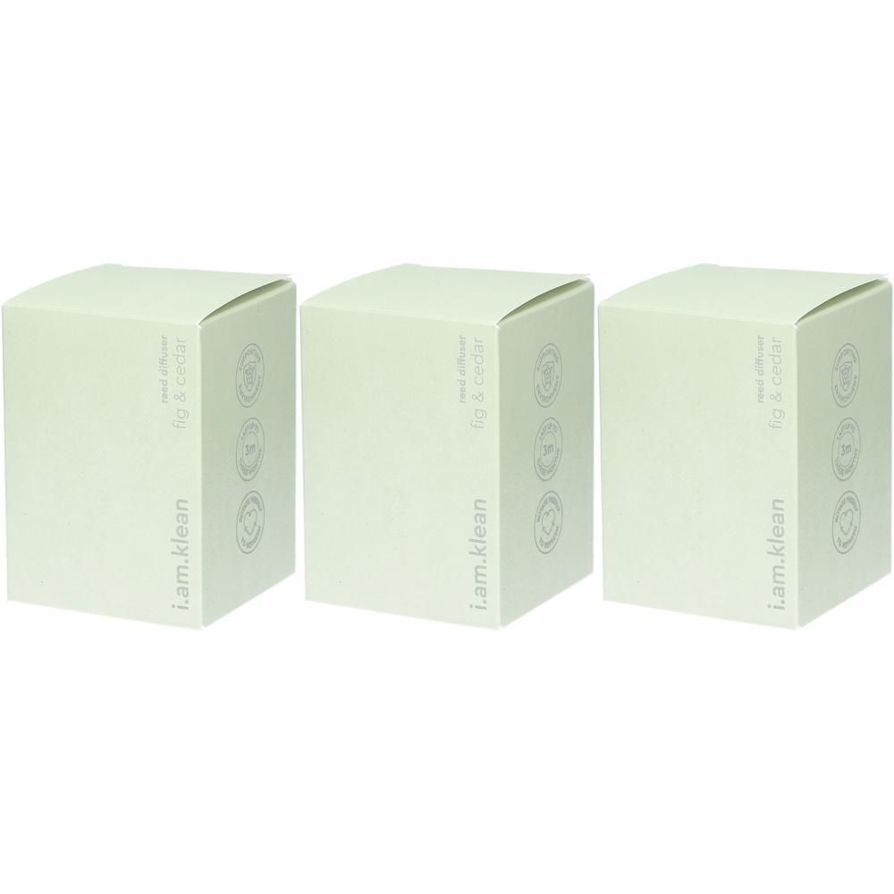 Drie i.am.klean Reed Diffuser Vijg & Ceder navullingen in lichtgroene verpakking.