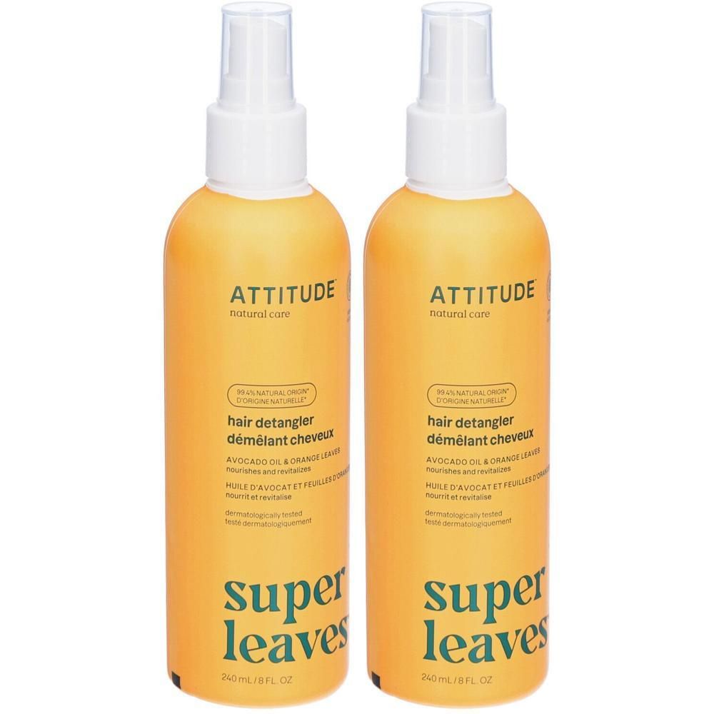 Deux démêlants ATTITUDE Super Leaves™ à l'huile d'avocat et aux feuilles d'olivier dans des flacons pulvérisateurs orange.