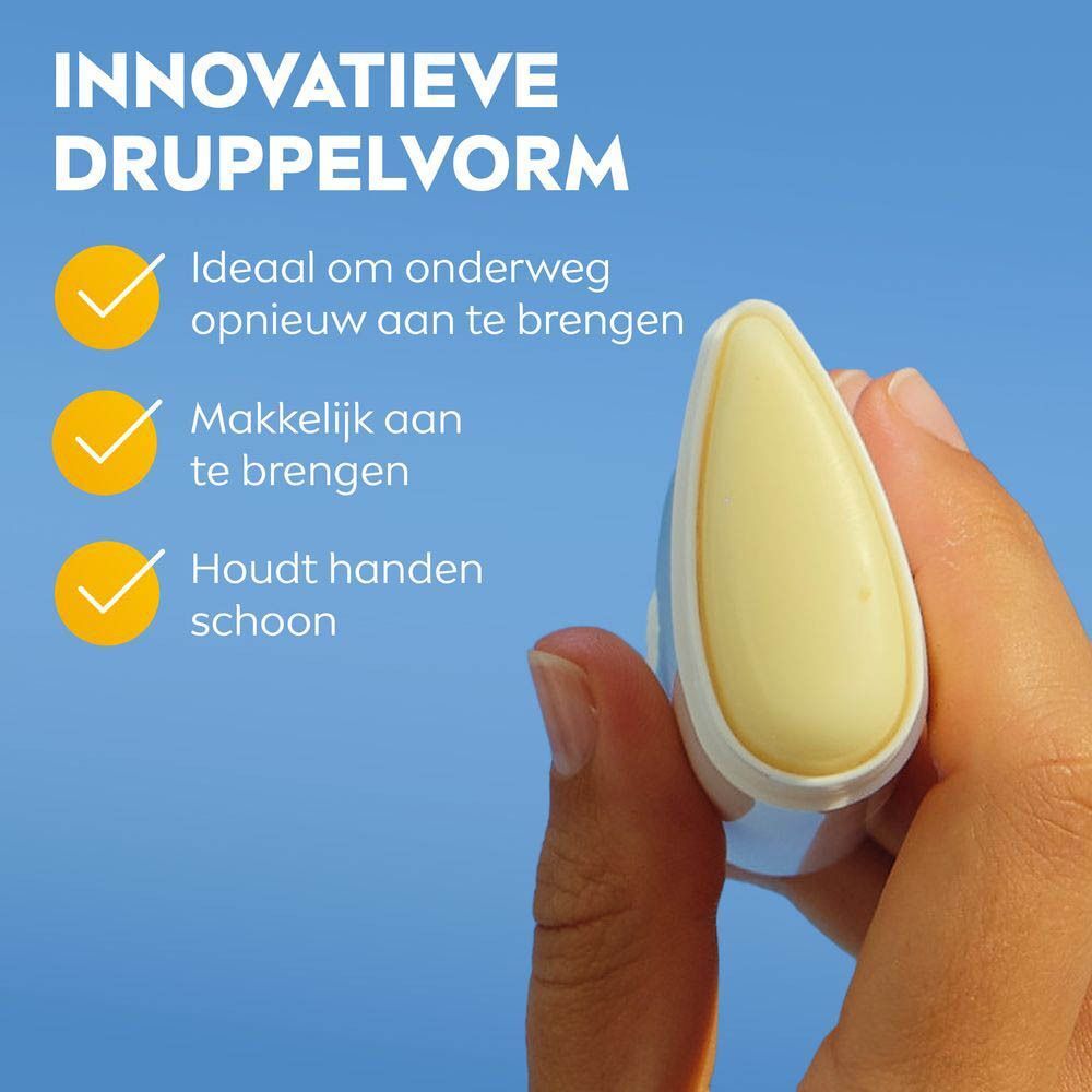 Vrouw met NIVEA Sun UV Stick gezicht, kenmerken: 'Koreaanse Stick Technologie', 'Onzichtbaar', 'Zweetbestendig'.