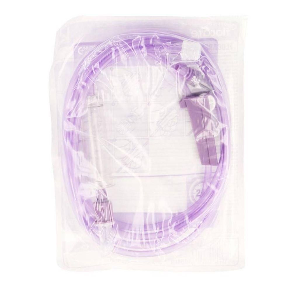 Tubulure de perfusion violette avec deux connecteurs, emballée stérilement.