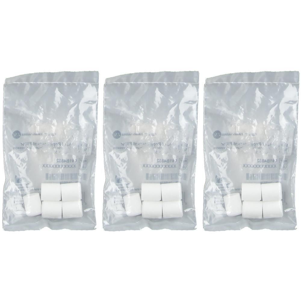 Trois sachets scellés contenant chacun six filtres aérosols blancs.