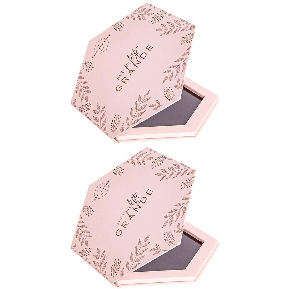 Zeshoekige make-uppalette, gesloten, met bladerenpatroon en productnaam.