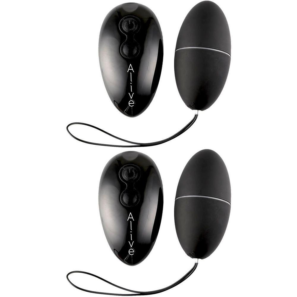Deux œufs vibrants noirs, télécommandés, avec cordon.
