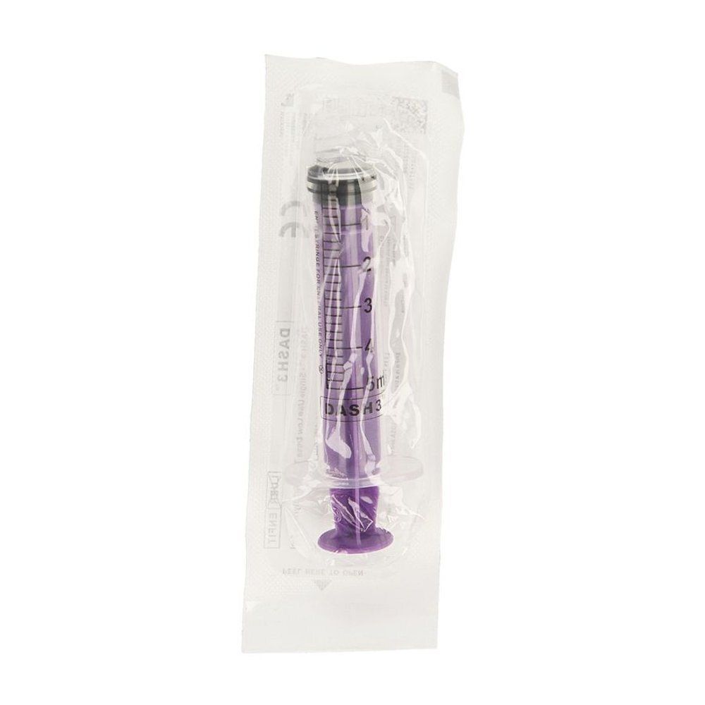Paarse spuit van 5 ml in steriele verpakking.