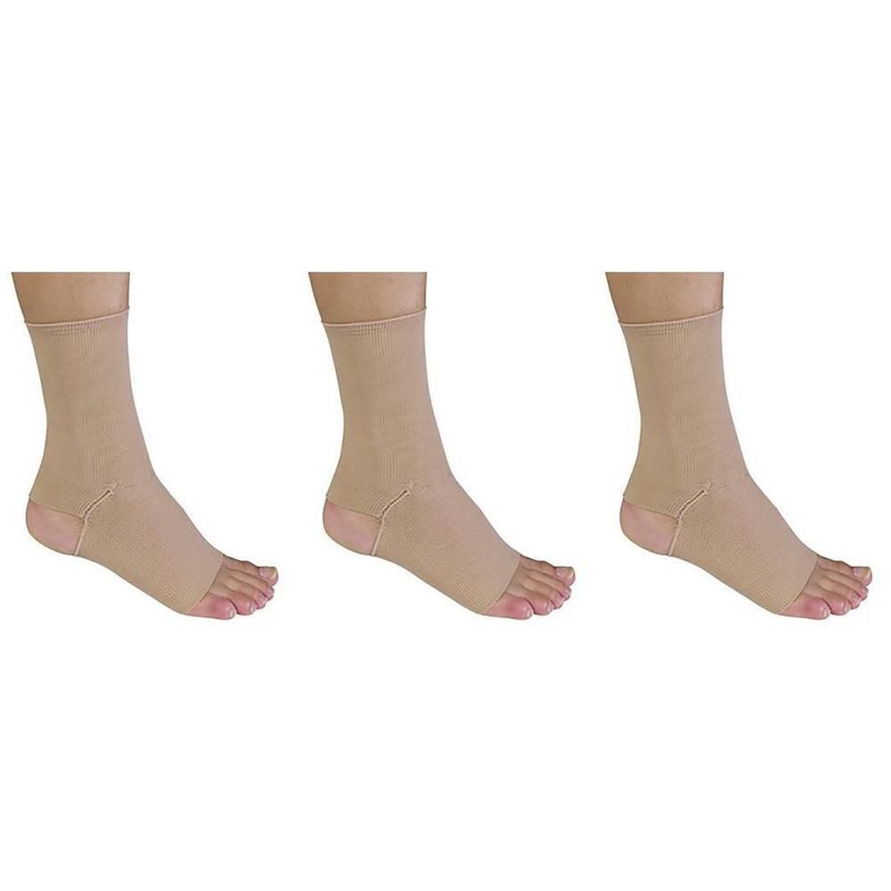 Trois chaussettes de compression de cheville couleur chair, bout ouvert.