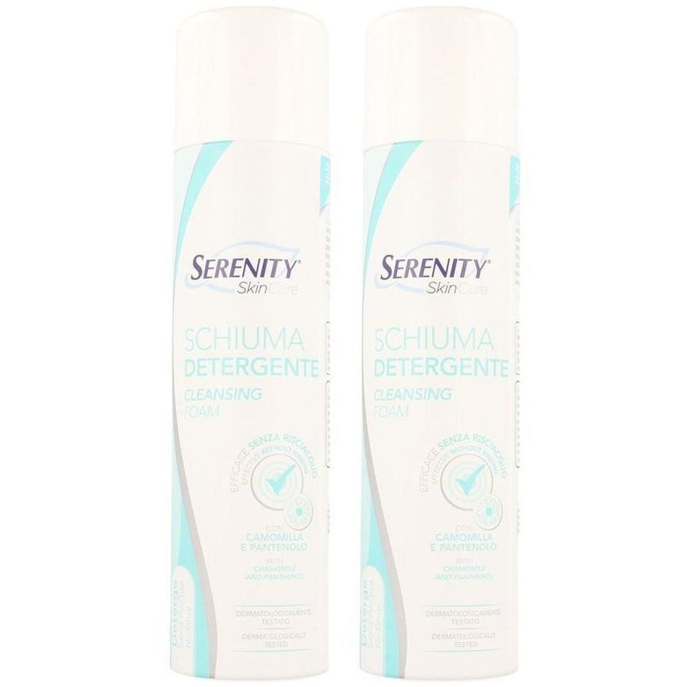 Twee flacons Serenity Skin reinigende mousse. Witte flacons met turquoise accenten en productinformatie.