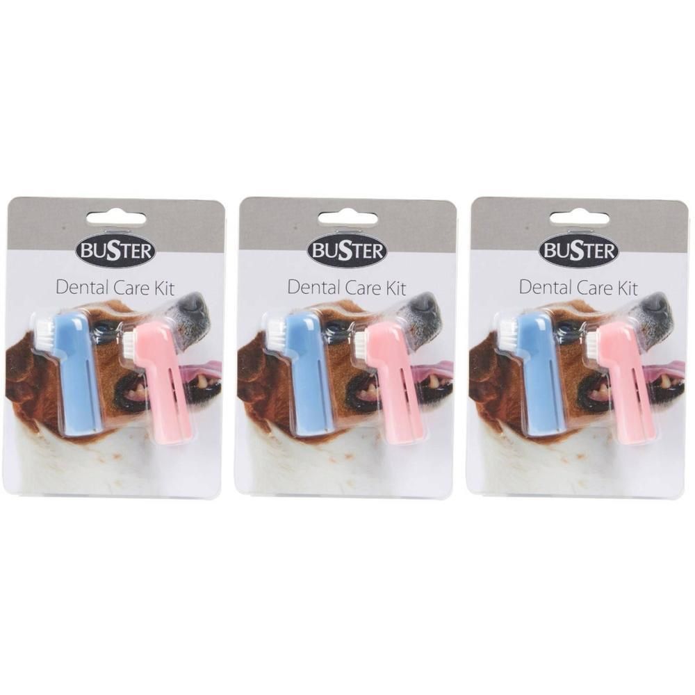 Drie Buster Dental Care Kits met elk twee vingerborsteltjes (blauw en roze) in blisterverpakking.