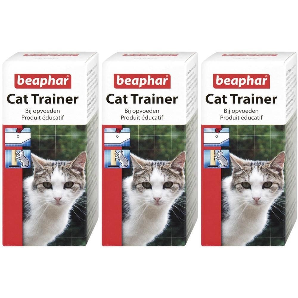 Trois paquets de Beaphar Cat Trainer avec image de chat.