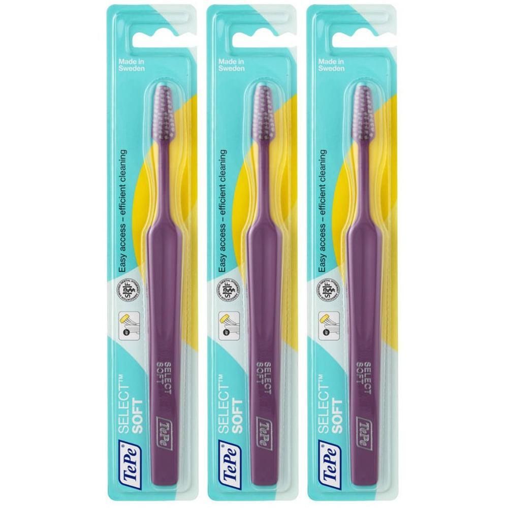 Drie paarse TePe Select Soft tandenborstels, verpakt.