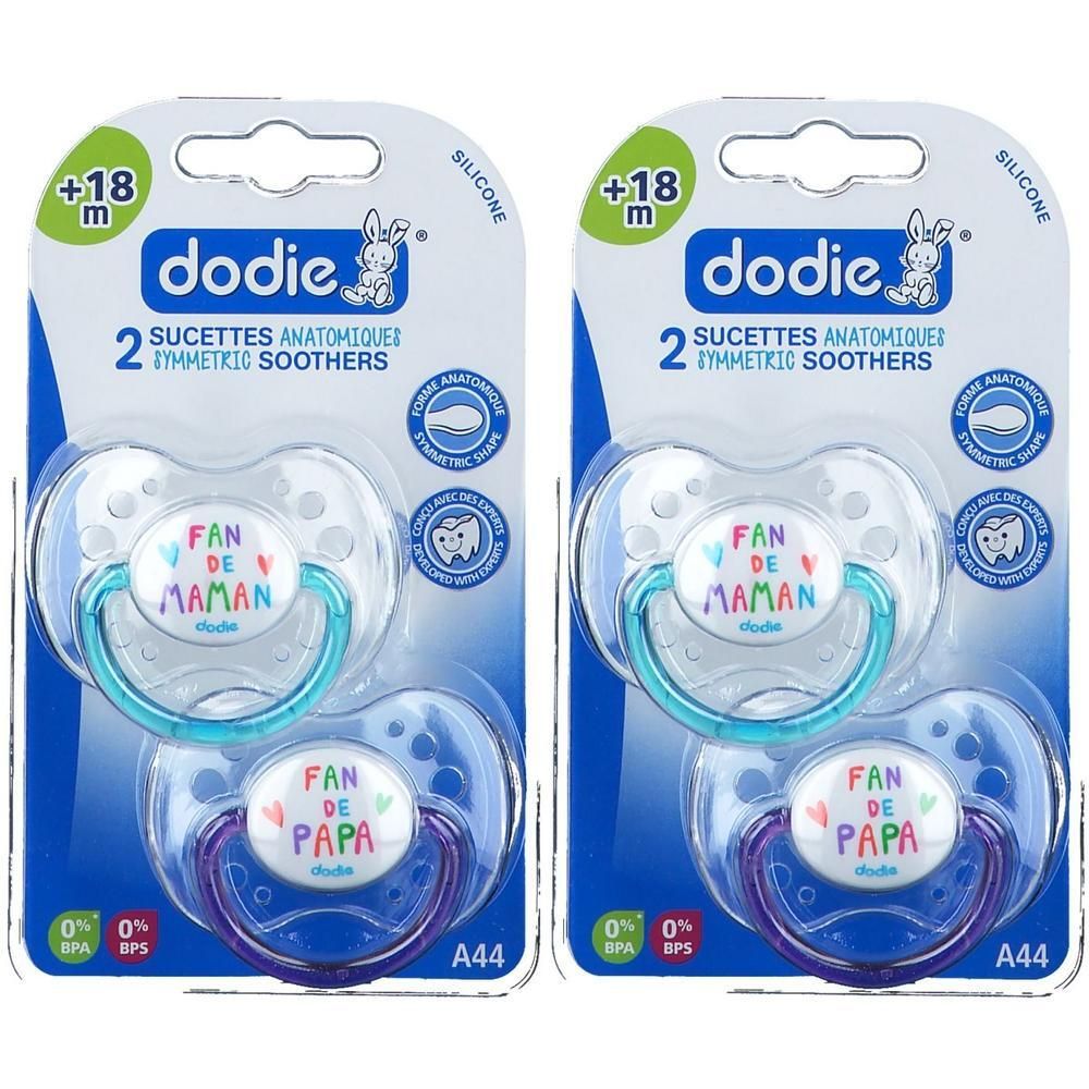 Twee Dodie siliconen fopspeen voor baby's van 18 maanden en ouder. Eén speen met "Fan de Maman" opdruk, de andere met "Fan de Papa".