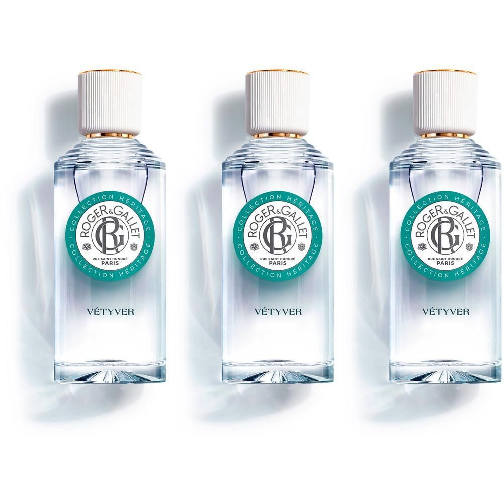 Trois flacons de Roger & Gallet Vétyver Eau Parfumée Bienfaisante côte à côte.
