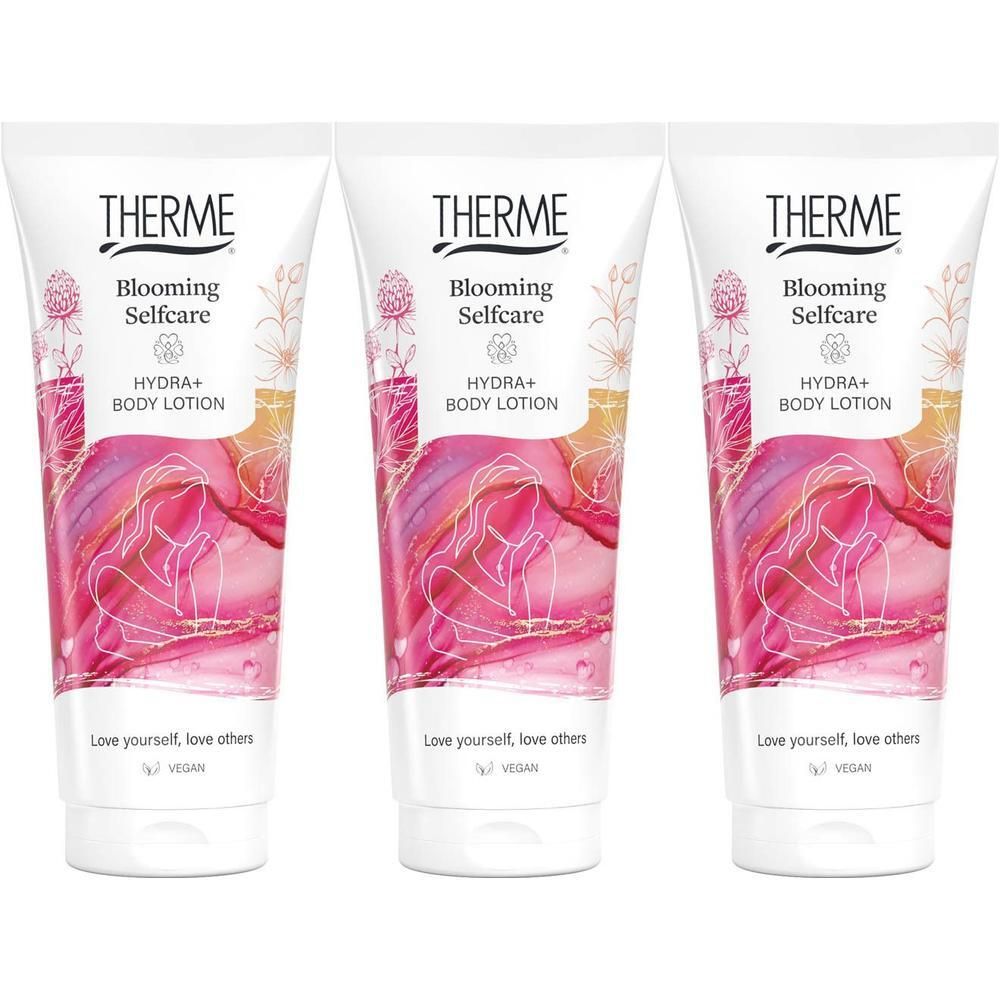 Drie tubes Therme Blooming Selfcare Hydra+ Body Lotion met bloemenprint.