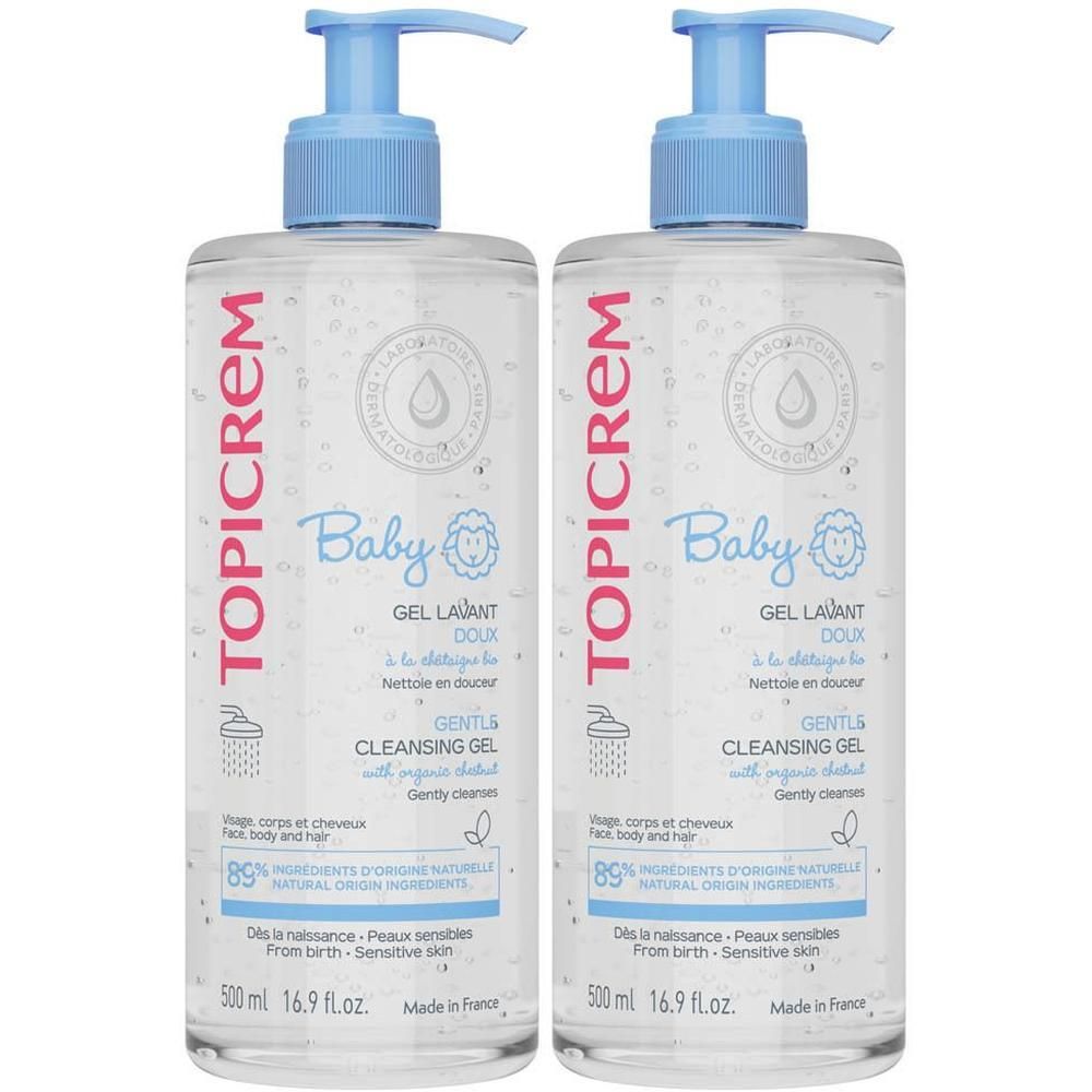 Deux flacons de Topicrem Baby Gel Lavant Doux avec pompes bleues. Texture gel clair.