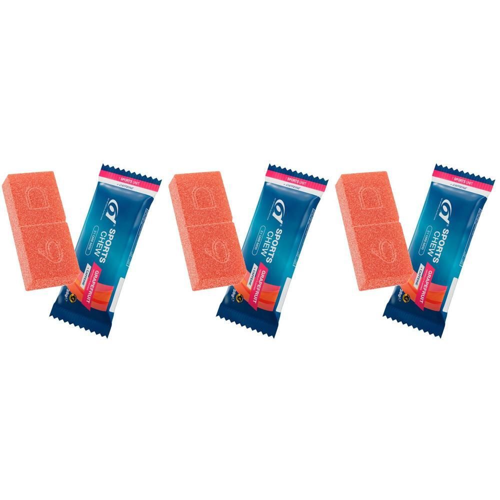 Drie oranje sport-kauwsnoepjes met "SPORTS CHEW" op de verpakking.