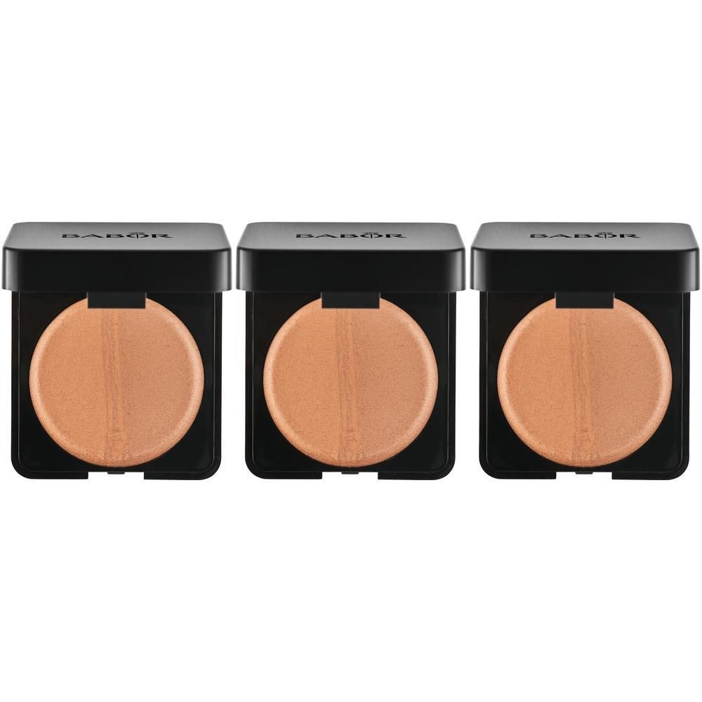 Drie Babor bronzers in zwarte doosjes met klapdeksel. Bronzers zijn lichtbruin met een subtiele glans.