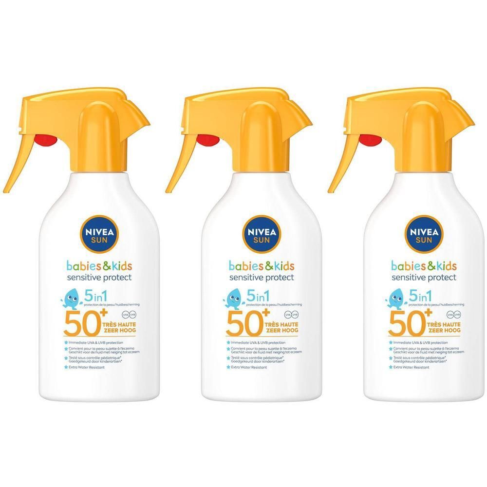 Drie NIVEA Sun Kids Sensitive Protect zonnebrandsprays met SPF 50+.