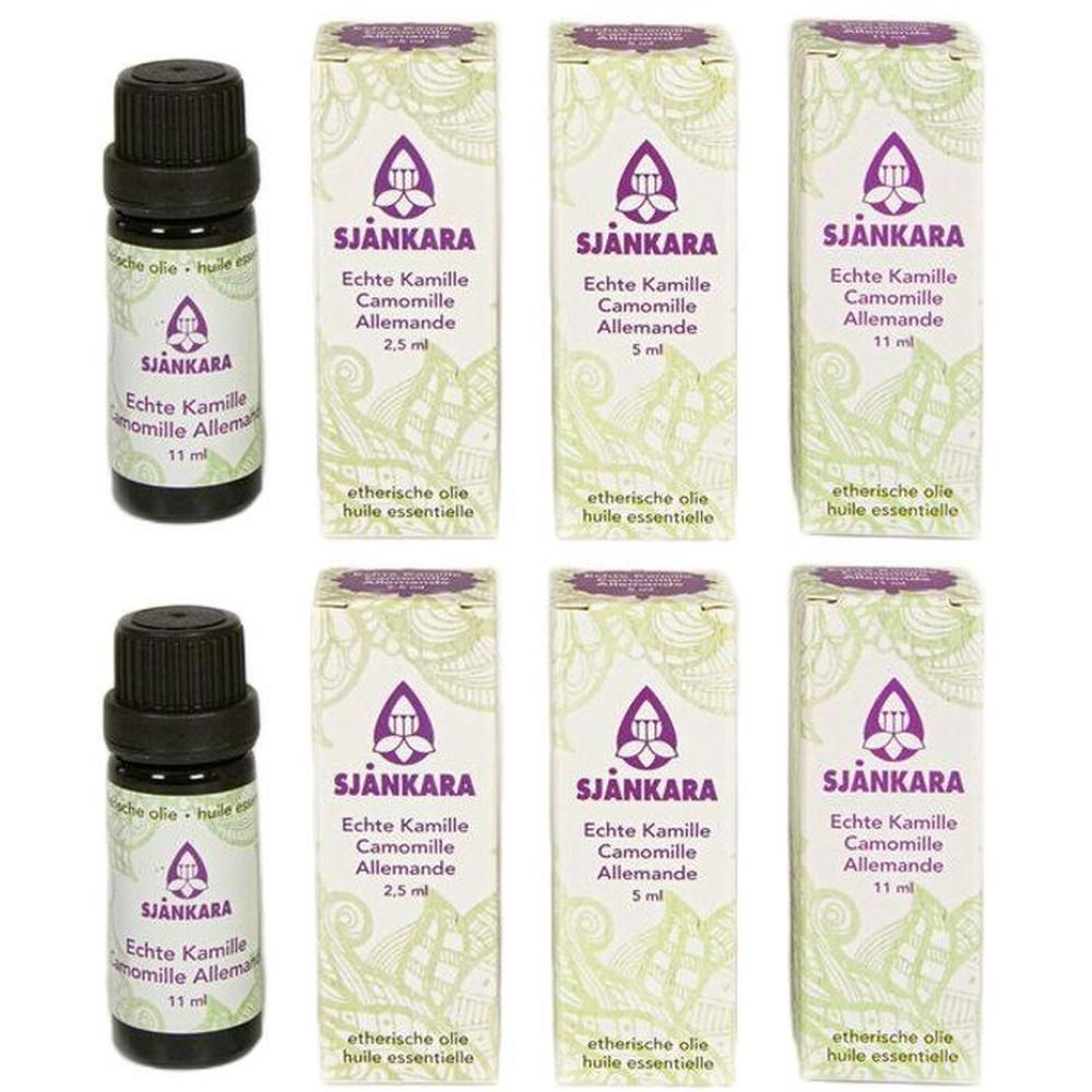 Twee flesjes etherische kamilleolie, 11 ml.