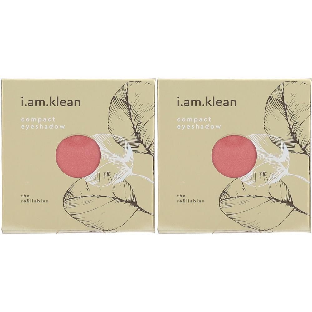Deux paquets de fard à paupières compact i.am.klean rose. L'emballage présente des feuilles et le texte 'the refillables'.