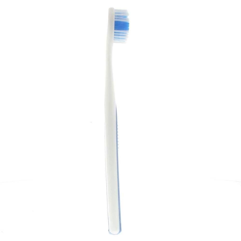 Witte tandenborstel met blauwe borstelkop en handgreepdetails.