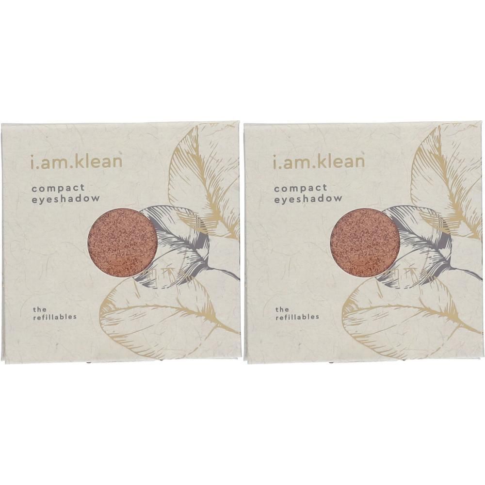 Twee i.am.klean compacte oogschaduws, kleur Legend, in kartonnen verpakking met bladerenmotief.