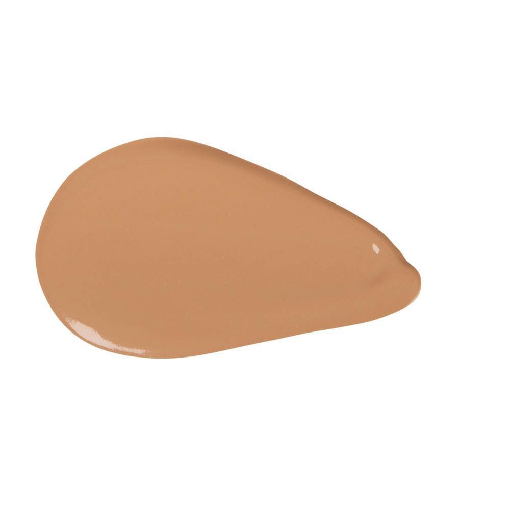 Een sample vloeibare concealer in een lichtbruine tint.