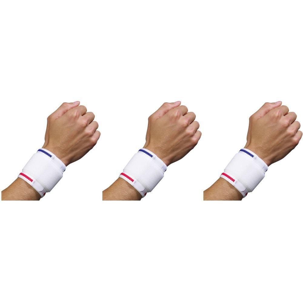 Drie witte polsbanden met rode en blauwe accenten, gedragen aan drie armen.