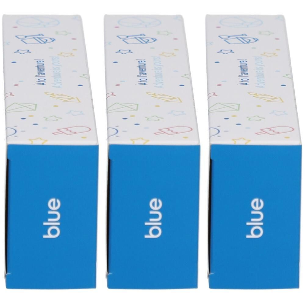 Trois boîtes bleues avec un motif enfantin et le mot 'blue'.