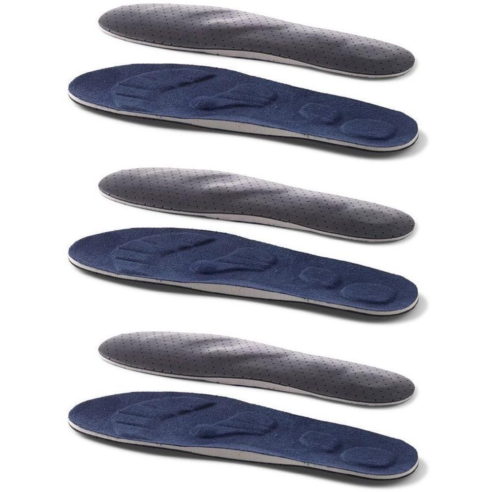 Six paires de semelles intérieures grises et bleu marine avec perforations et zones rembourrées.