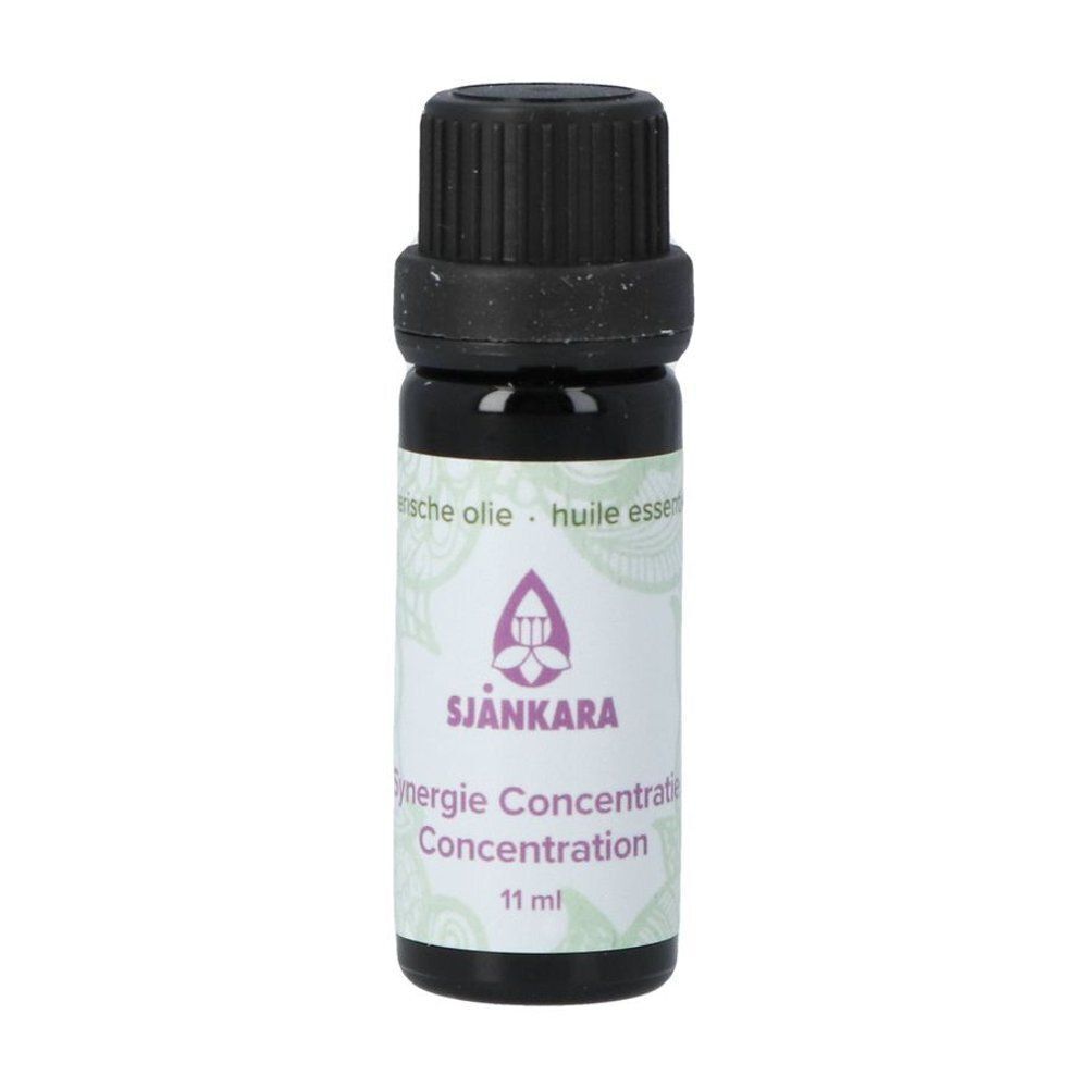 Een flesje van 11ml SjäNkara Concentratie Synergie etherische olie.