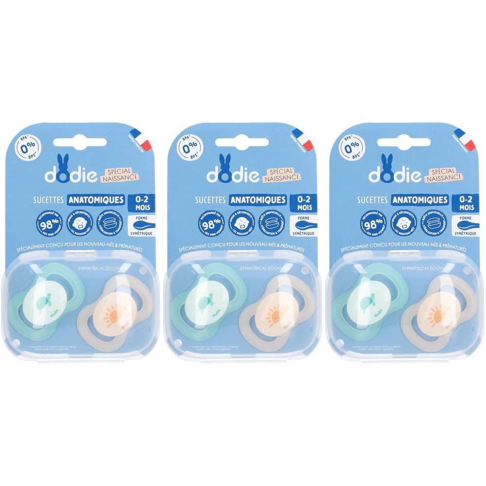 Trois paquets de sucettes anatomiques Dodie 0-2 mois, de couleur verte, beige et orange.