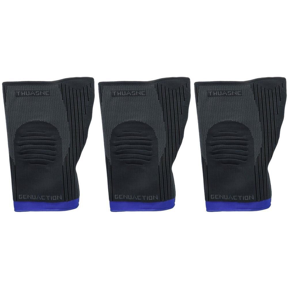 Drie grijze kniebandages met blauwe boord en geribbelde patella-ondersteuning. Merk Thuasne.