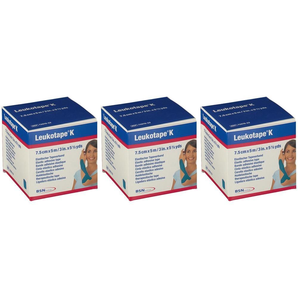 Drie verpakkingen Leukotape K, 7,5cm x 5m. Blauwe verpakking met productinformatie en afbeelding van een vrouw.