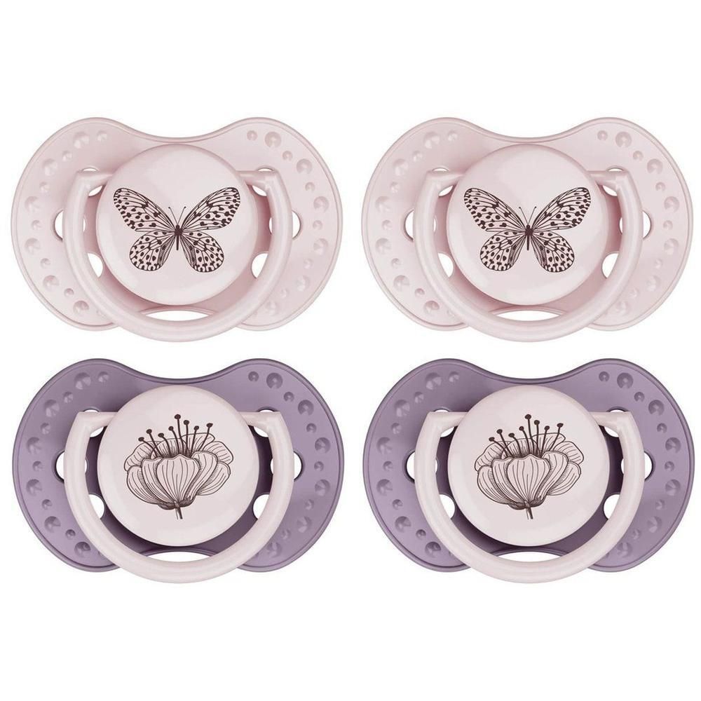 Deux sucettes roses motif papillon, deux sucettes lilas motif fleur.