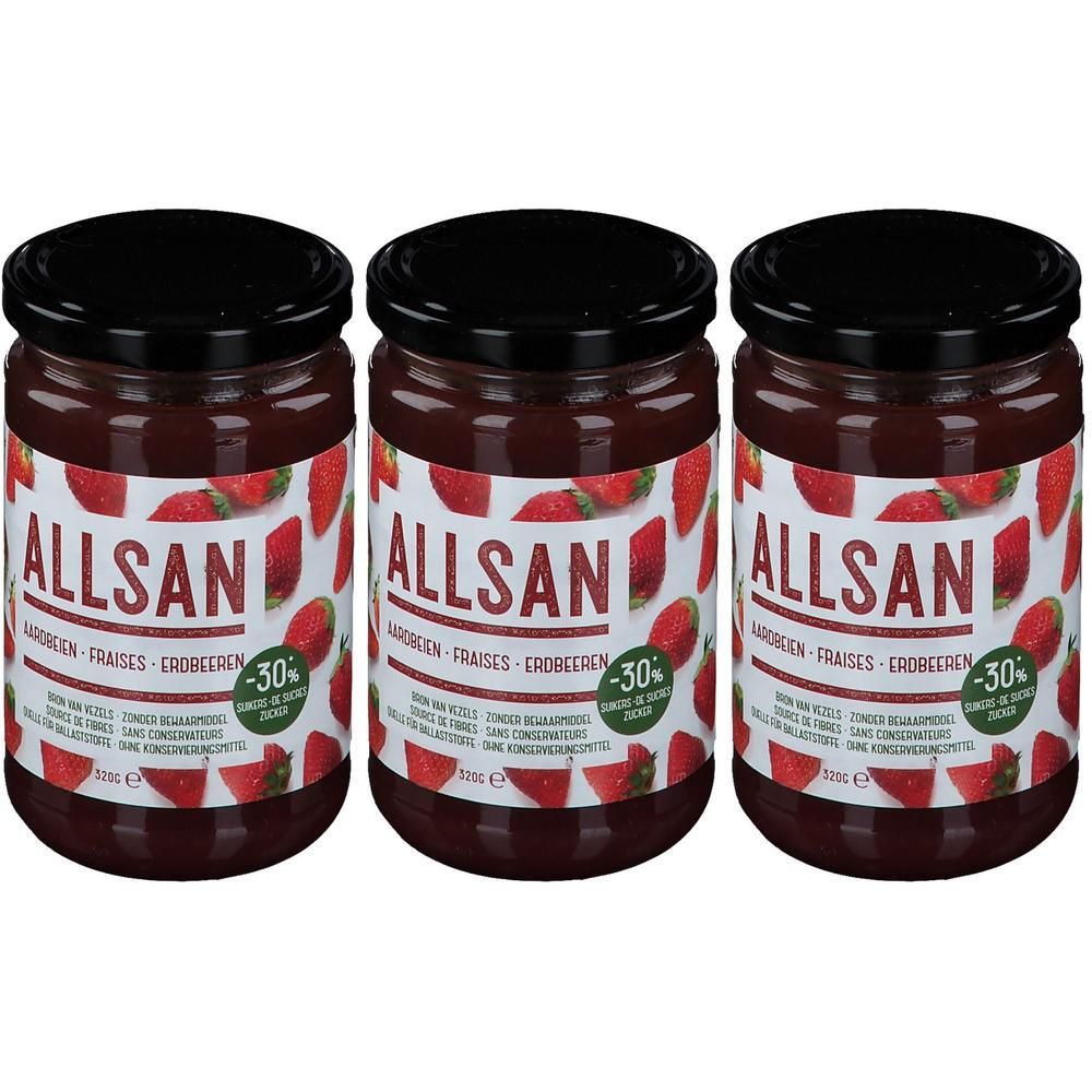 Drie potten Allsan aardbeienjam met zwarte deksel, etiket met aardbeienprint en "-30% suiker" vermelding.