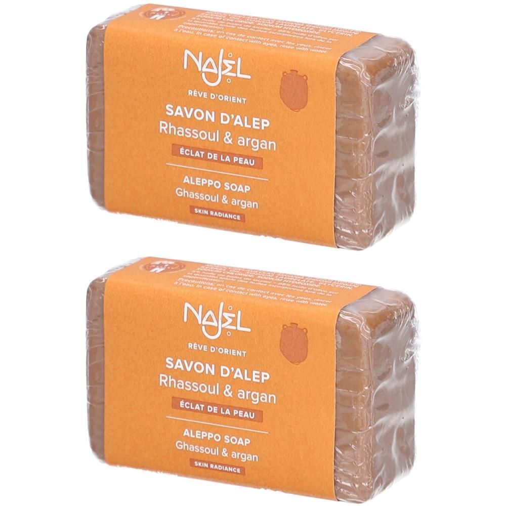 Deux savons Najel d'Alep Rhassoul & Argan. Bandeau orange avec informations produit.