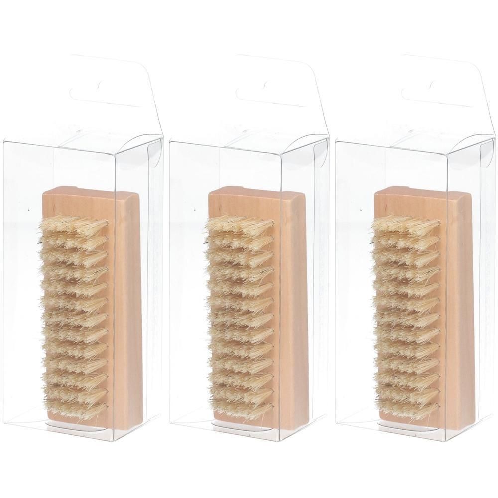 Drie houten nagelborstels met natuurlijke borstels, individueel verpakt in doorzichtige doosjes.