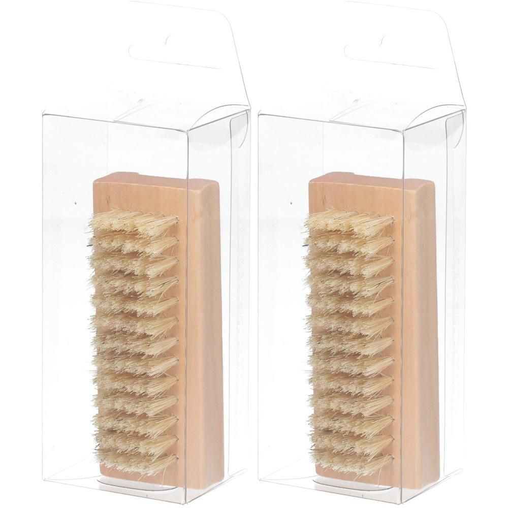 Twee houten borstels met natuurlijke haren in doorzichtige verpakking.