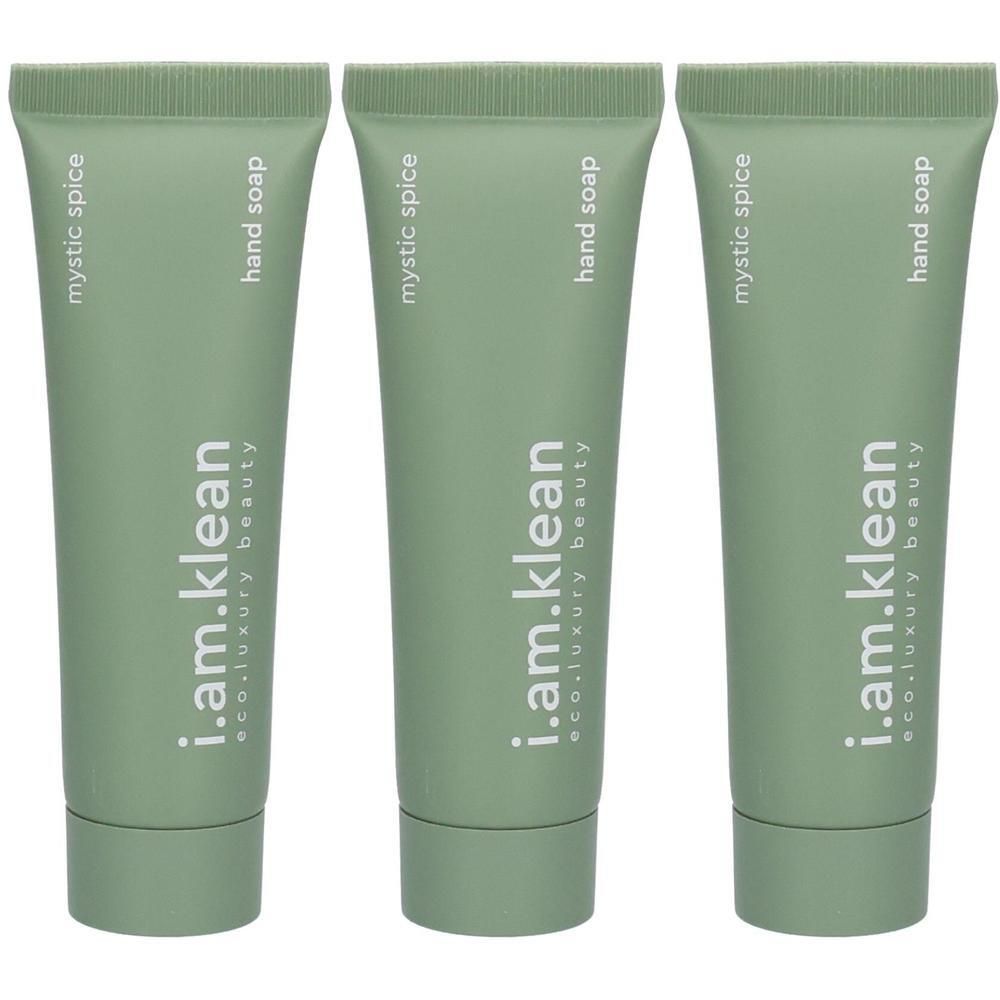 Drie groene tubes handzeep met de tekst 'mystic spice' en 'i.am.klean'.