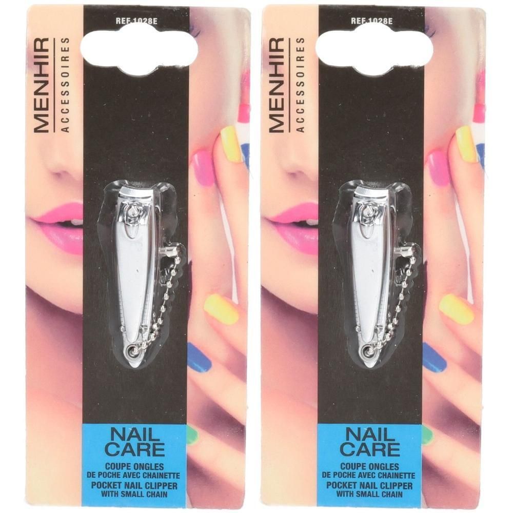 Twee zilverkleurige nagelknippers met ketting, verpakt voor de detailhandel.