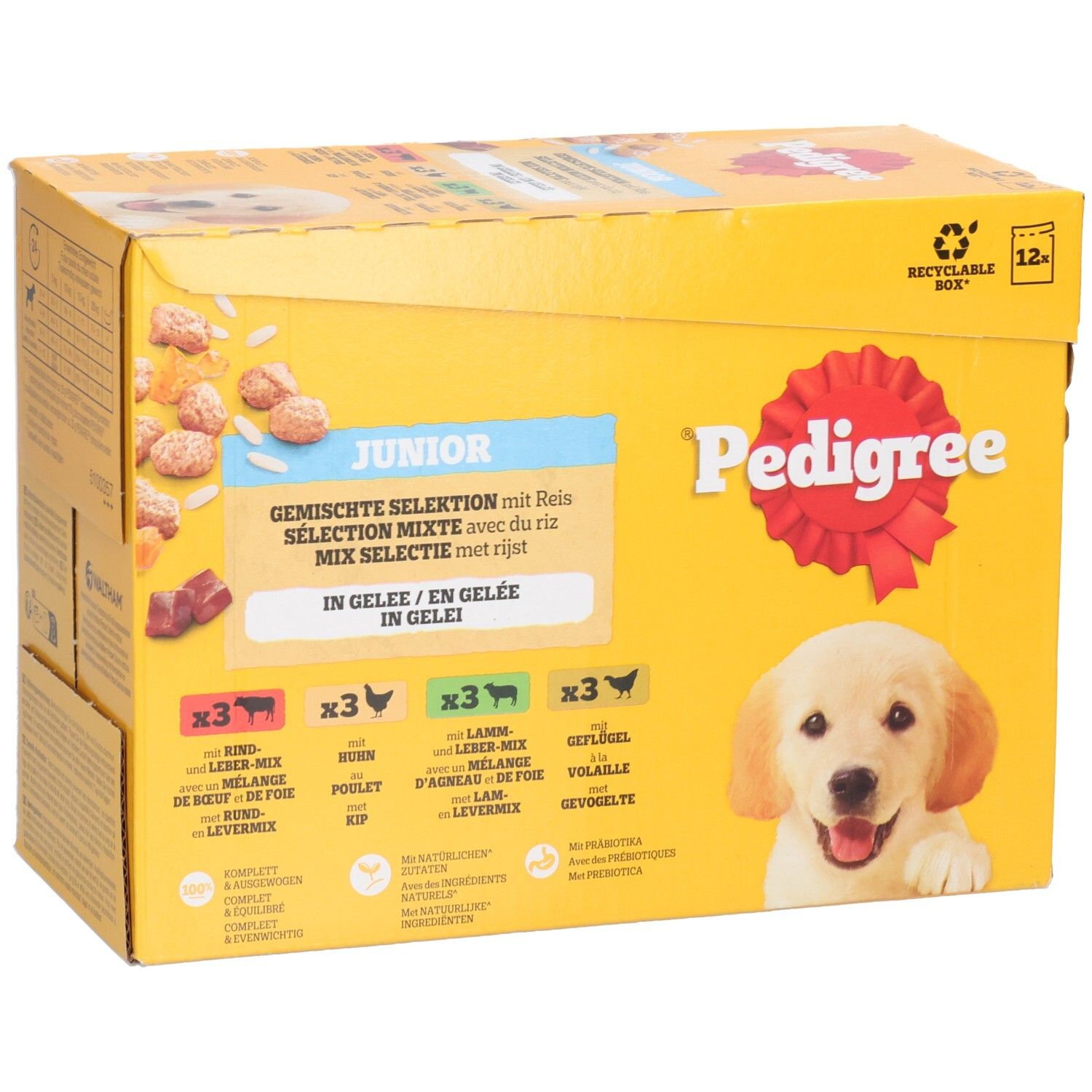 Pedigree Junior sélection mixte avec riz en gelée. Contient bœuf, poulet, agneau et volaille.