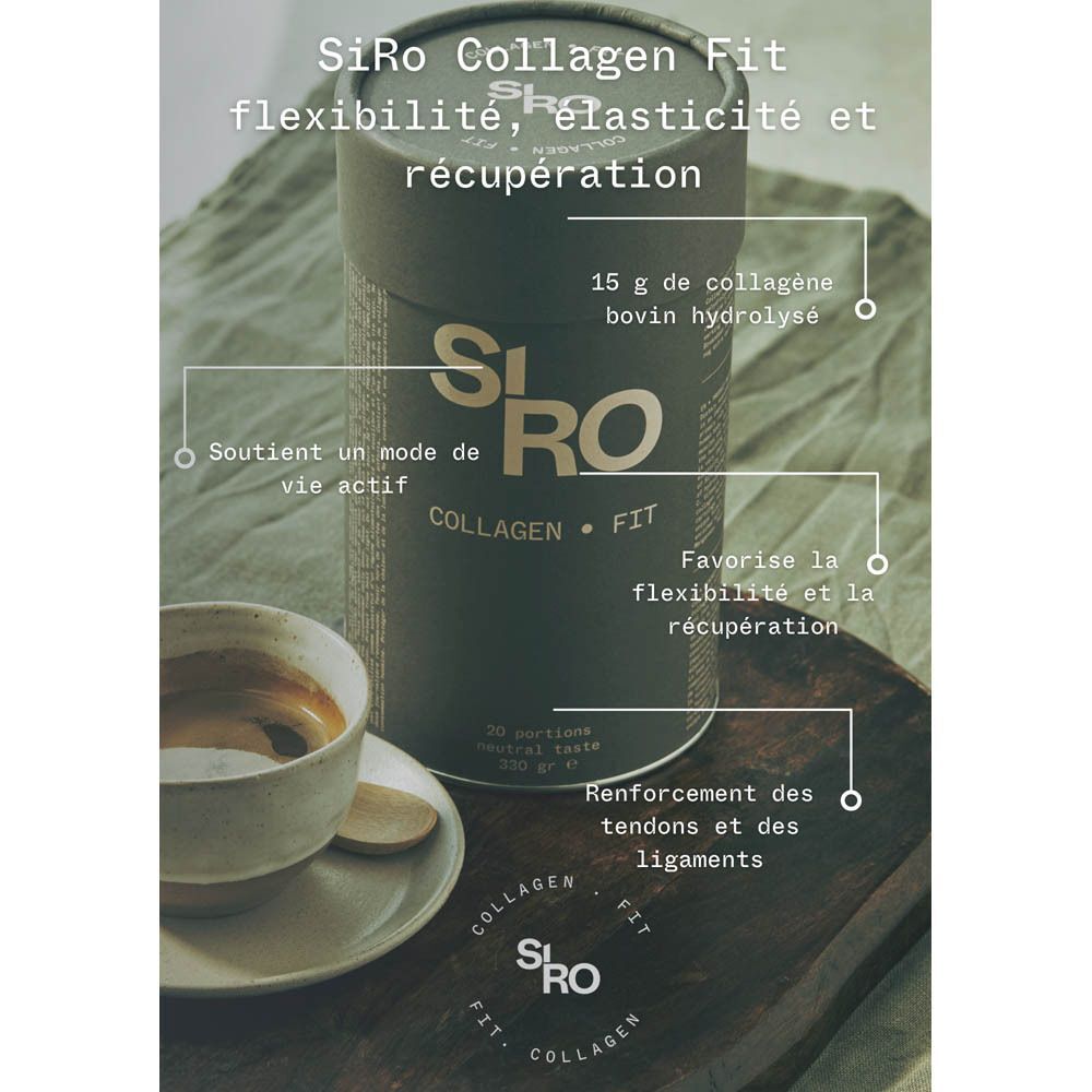 Boîte SiRo Collagen FIT à côté d'une tasse à café et d'une cuillère en bois.