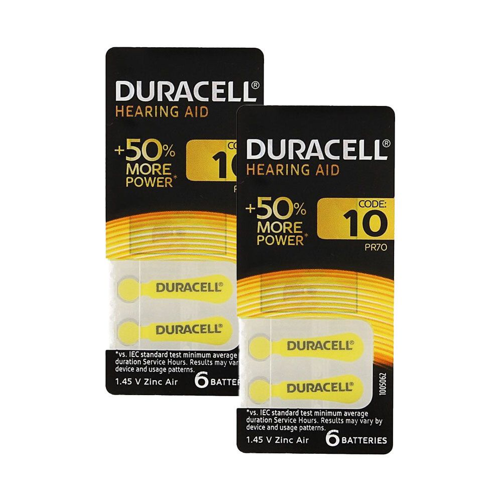 Twee pakken Duracell gehoorapparaatbatterijen, code 10, met +50% meer vermogen. Elk pak bevat 6 batterijen.