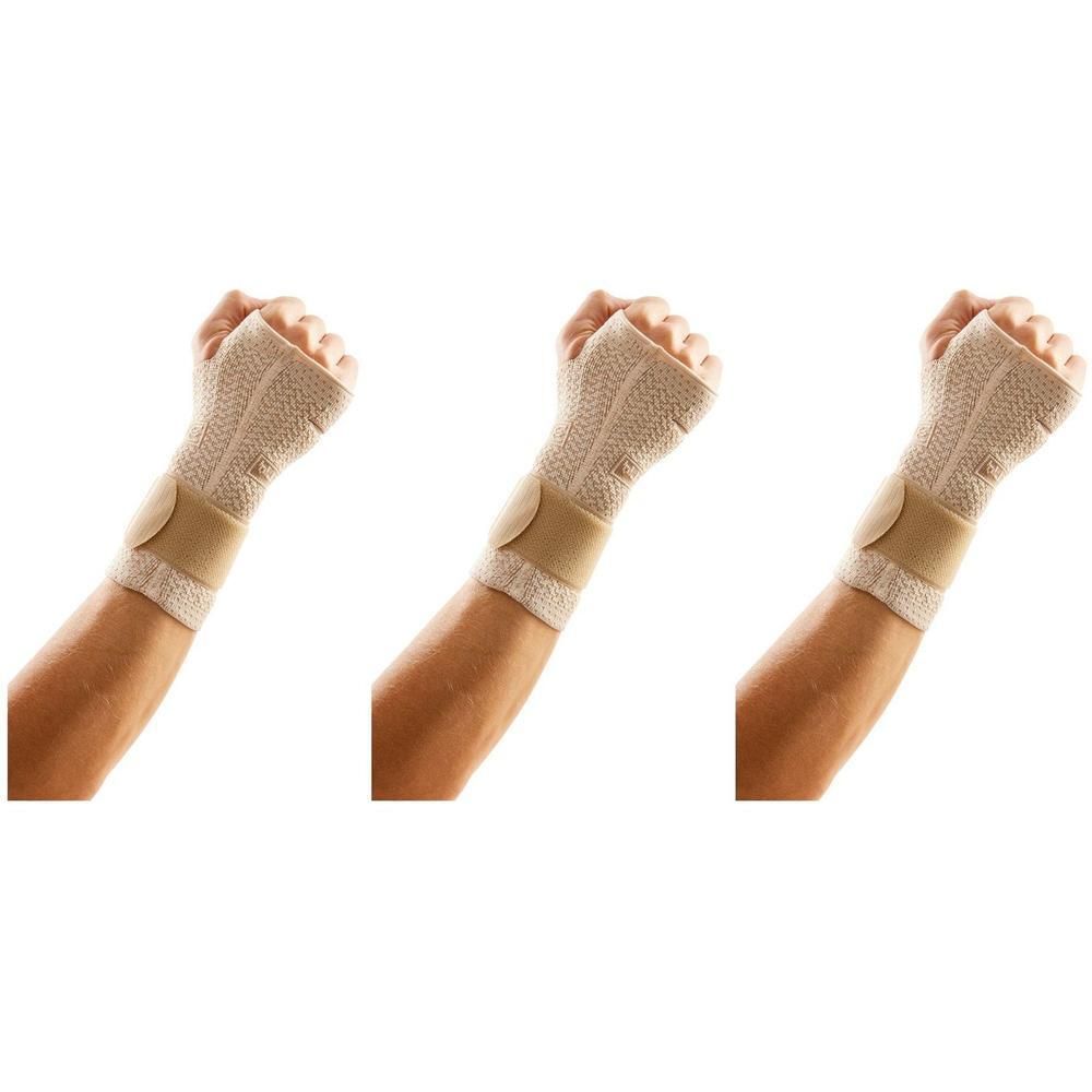Trois genouillères en tissu beige avec fermeture velcro.