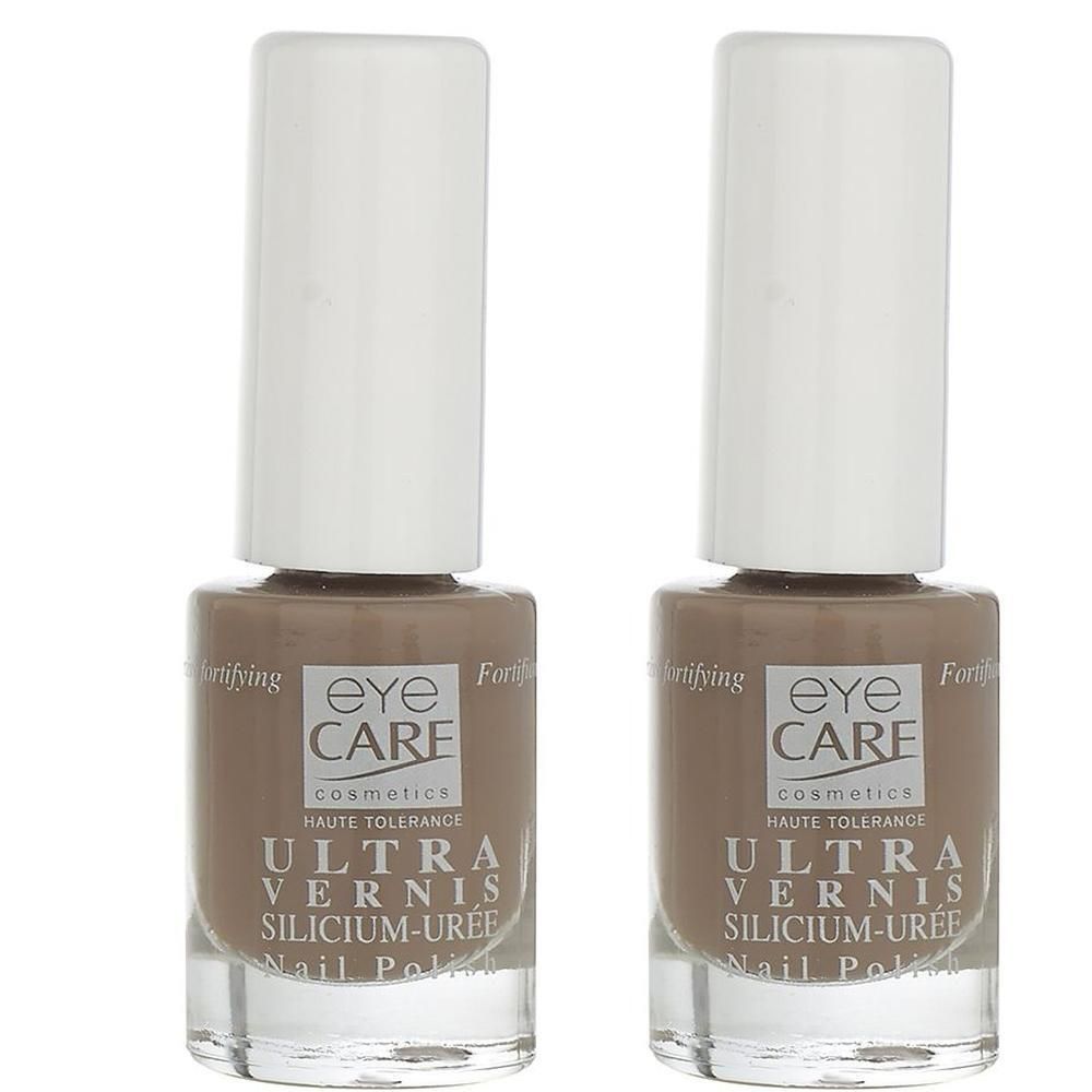 Twee flacons Eye Care nagellak in de kleur Praline. Met Silicium-Ureum.
