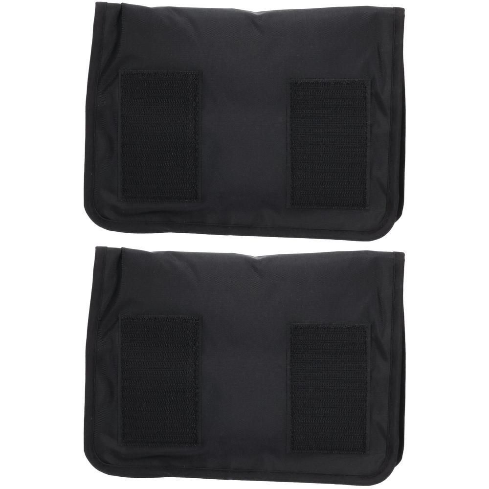 Twee zwarte cold packs met klittenbandsluitingen.