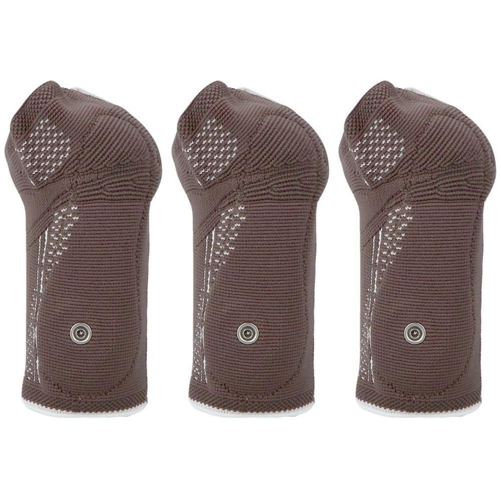 Drie bruine compressie-armbanden met witte rand en drukknoop.