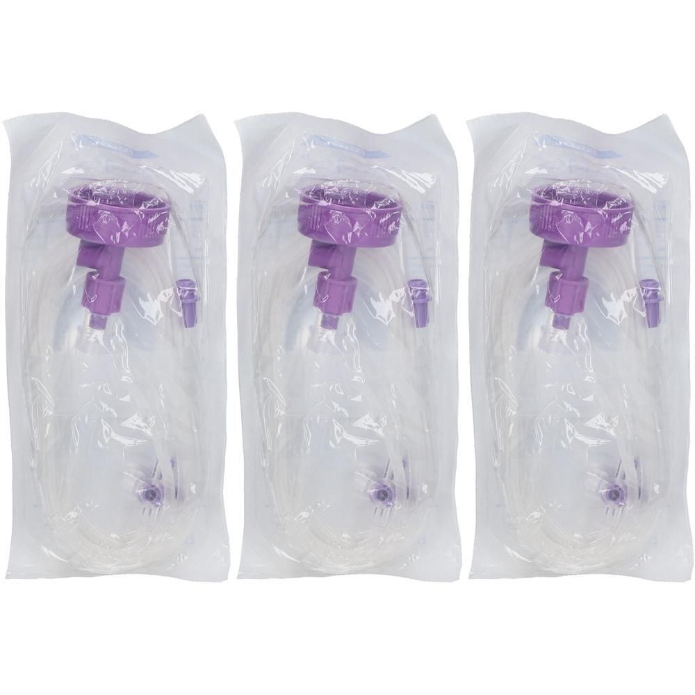 Trois poches de perfusion emballées stérilement, avec bouchons et tubulures violets.