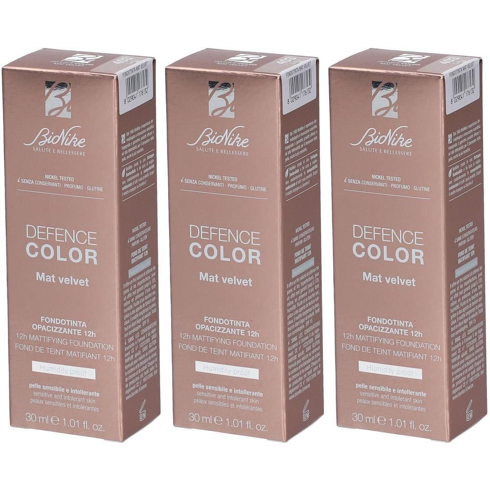 Drie dozen BioNike Defence Color Mat Velvet Foundation 403 Sand, elk 30 ml.