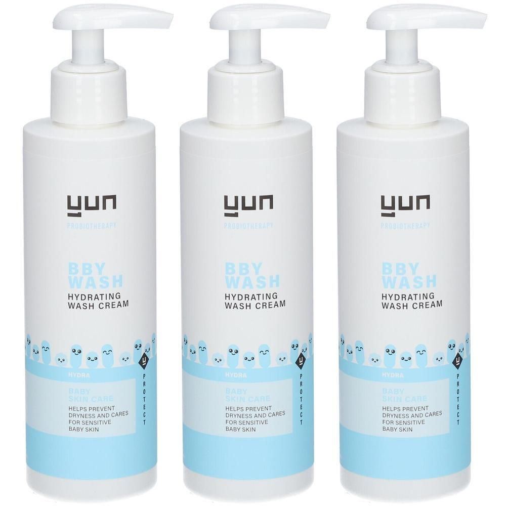 Trois flacons de YUN BBY HYDRA Wash Cream avec distributeurs à pompe.